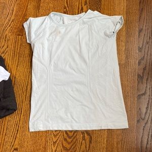 athleta t-shirt